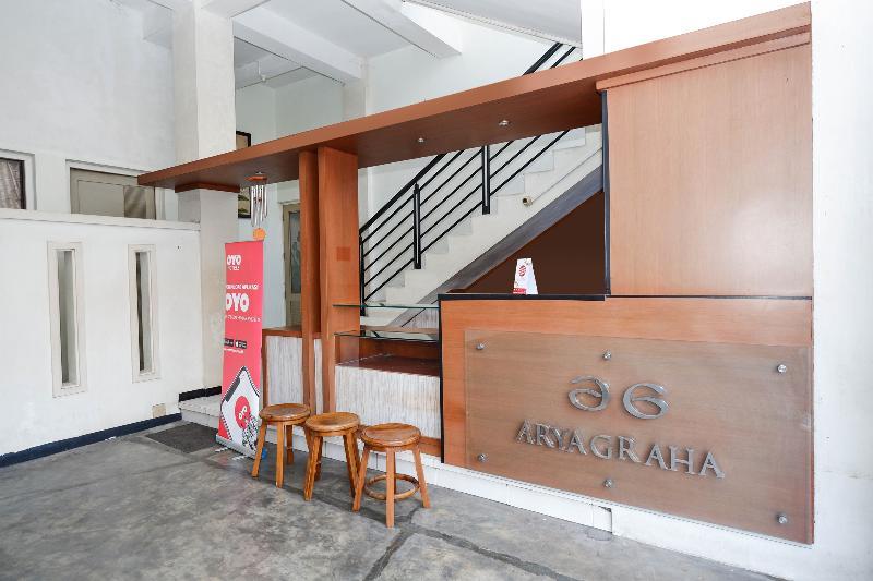Hotel Arya Graha Semarang Esterno foto