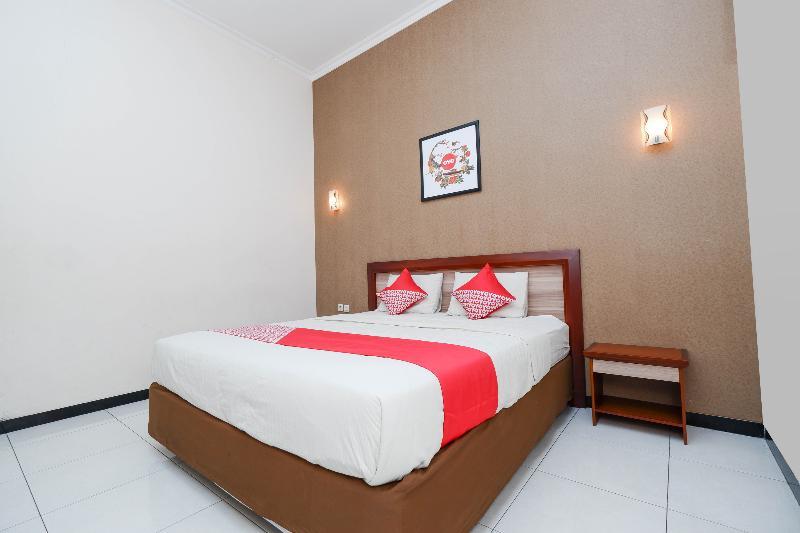 Hotel Arya Graha Semarang Esterno foto